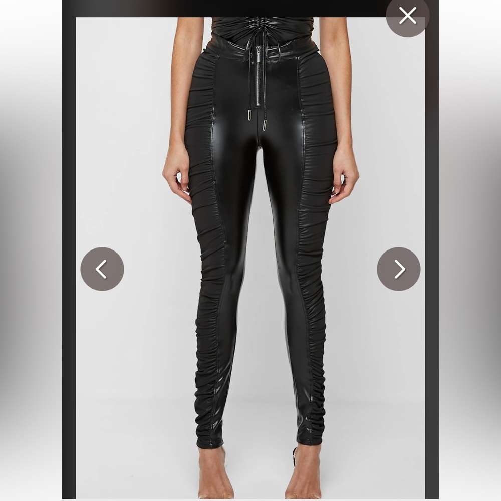 Maniere de voir ruched vegan leather leggings